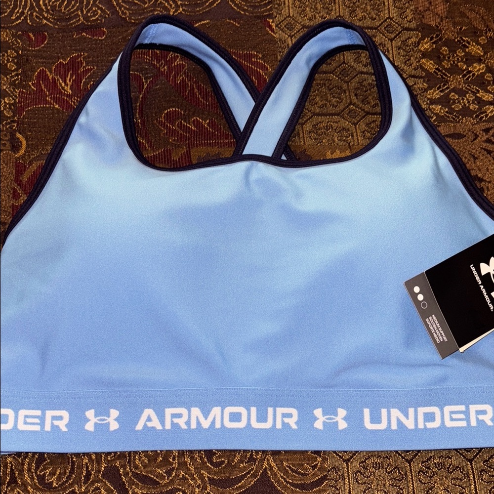 Under Armour Padded Cross Back Sports Bra